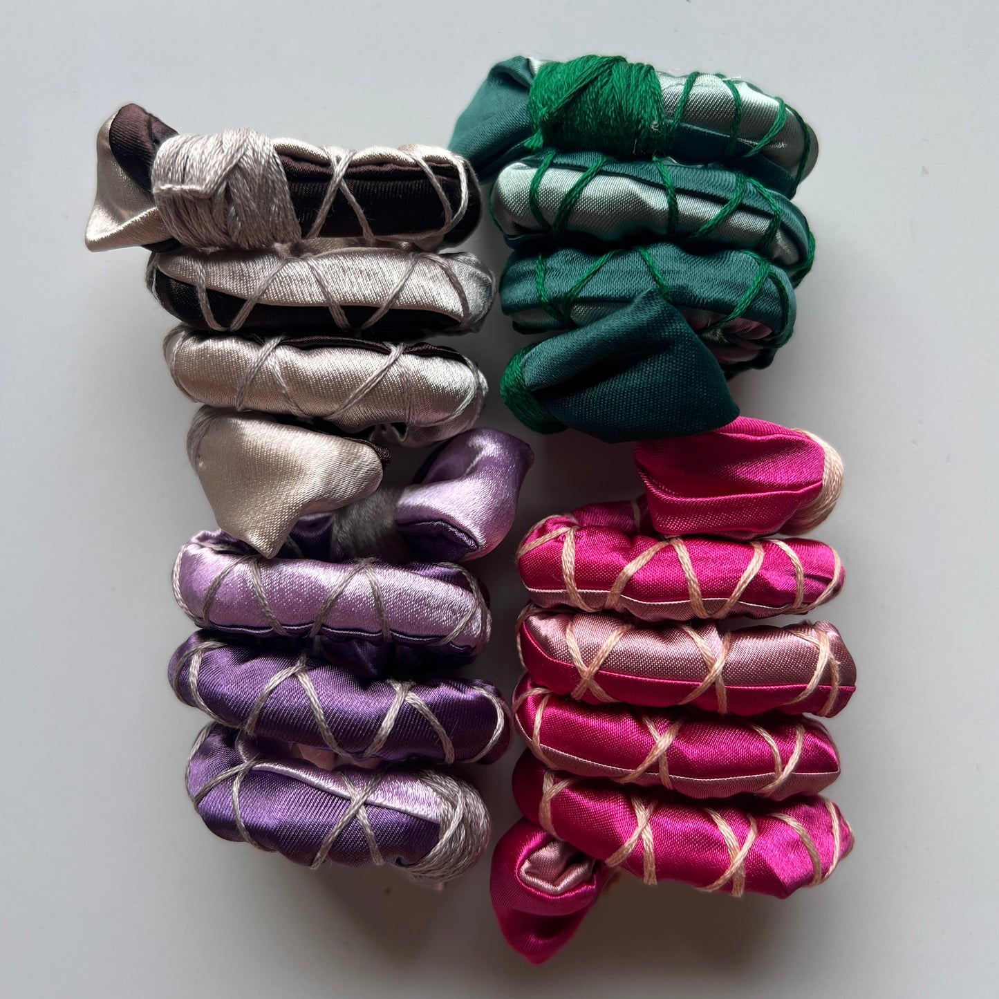 Mystery Monochromatic Fully Wrapped Spiral Tie