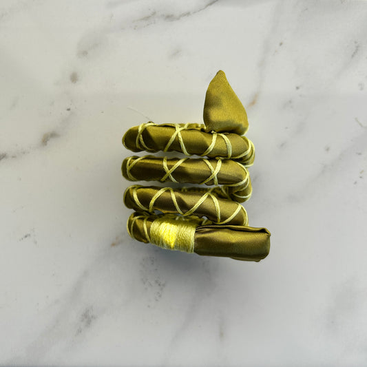 Kiwi Fully Wrapped Spiral Tie